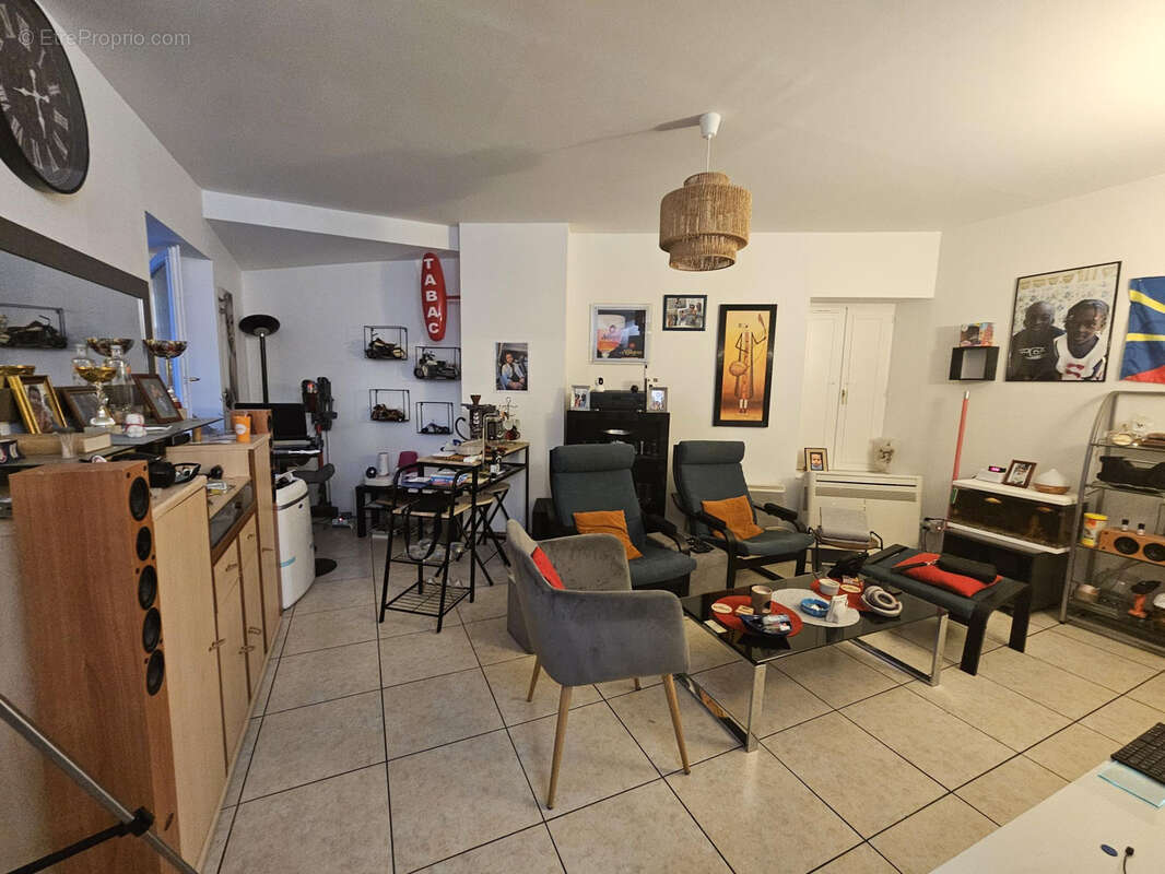 Appartement à LAMBESC