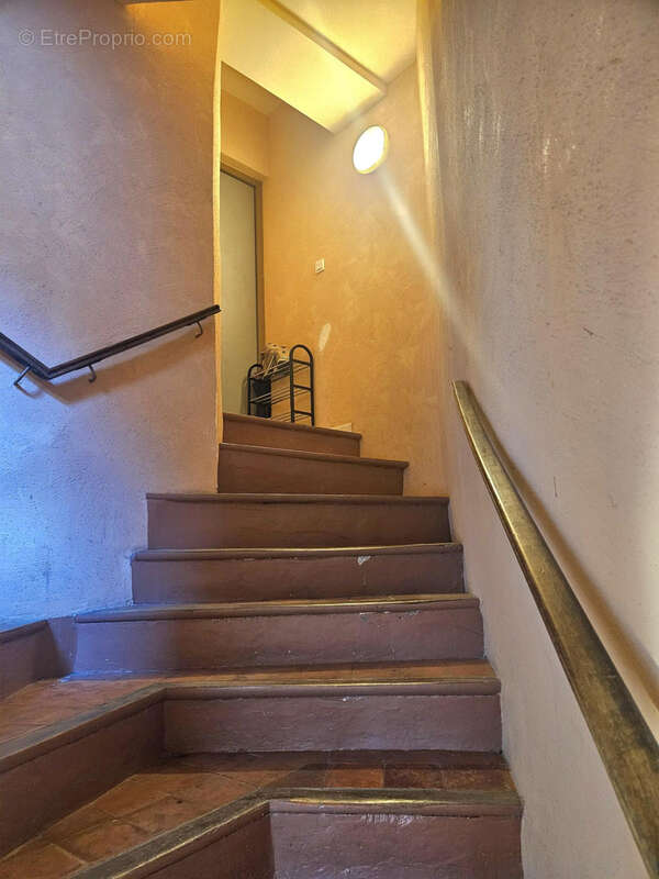 Appartement à LAMBESC