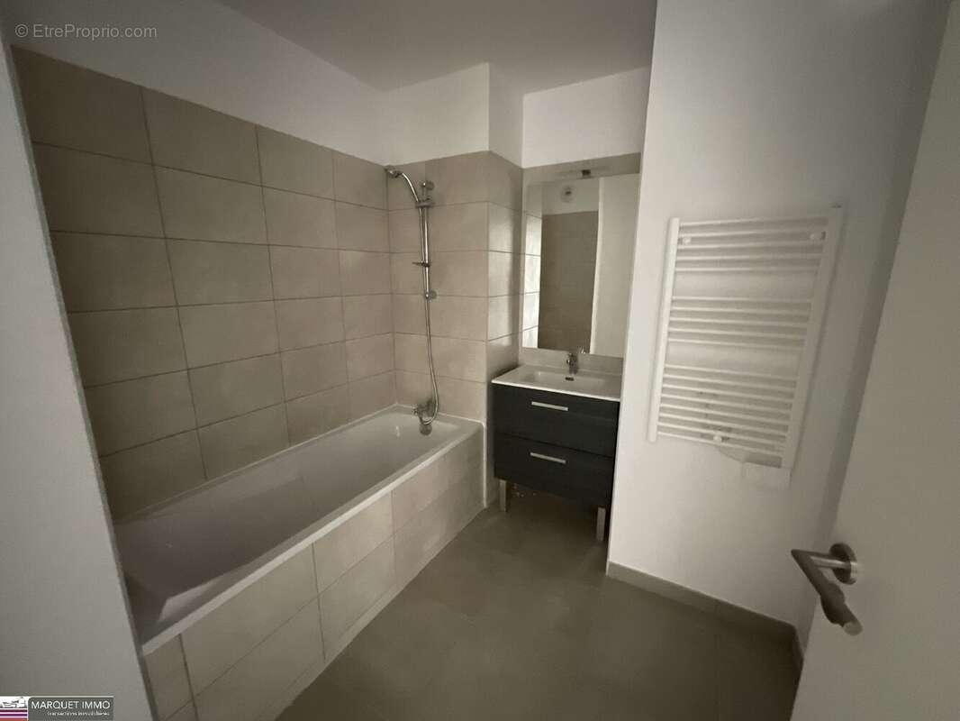 Appartement à BEZIERS