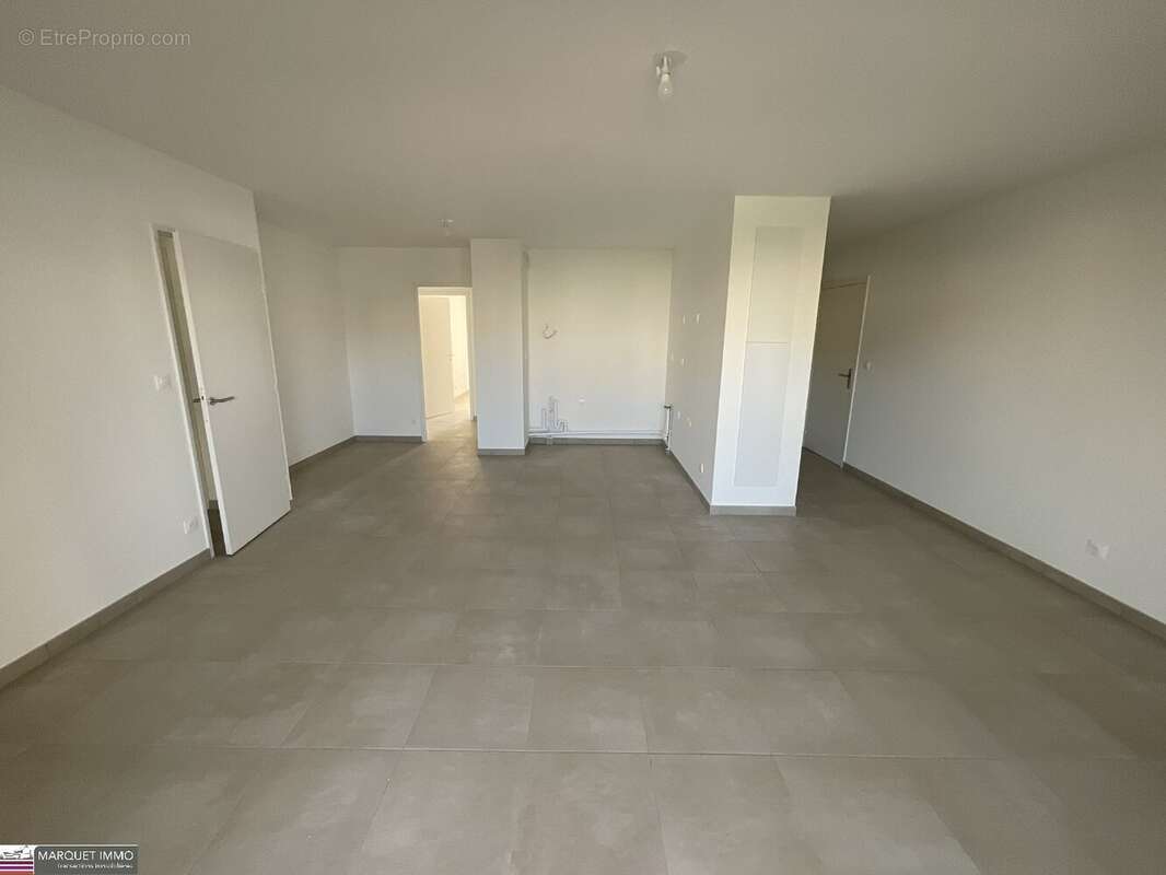 Appartement à BEZIERS