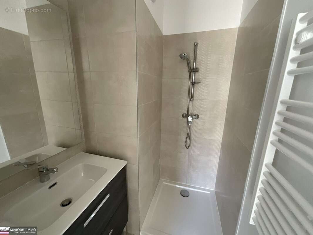 Appartement à BEZIERS