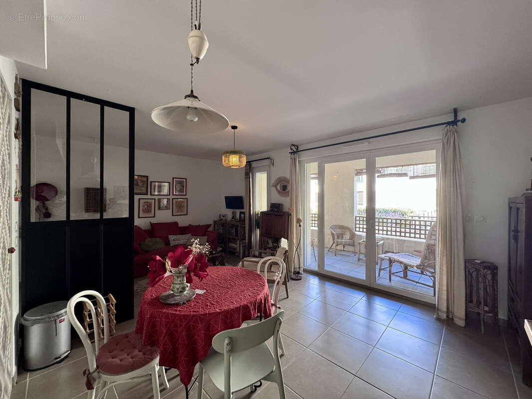 Appartement à L&#039;ISLE-SUR-LA-SORGUE