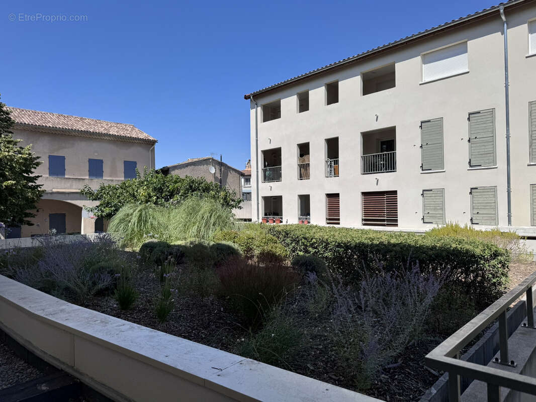 Appartement à L&#039;ISLE-SUR-LA-SORGUE