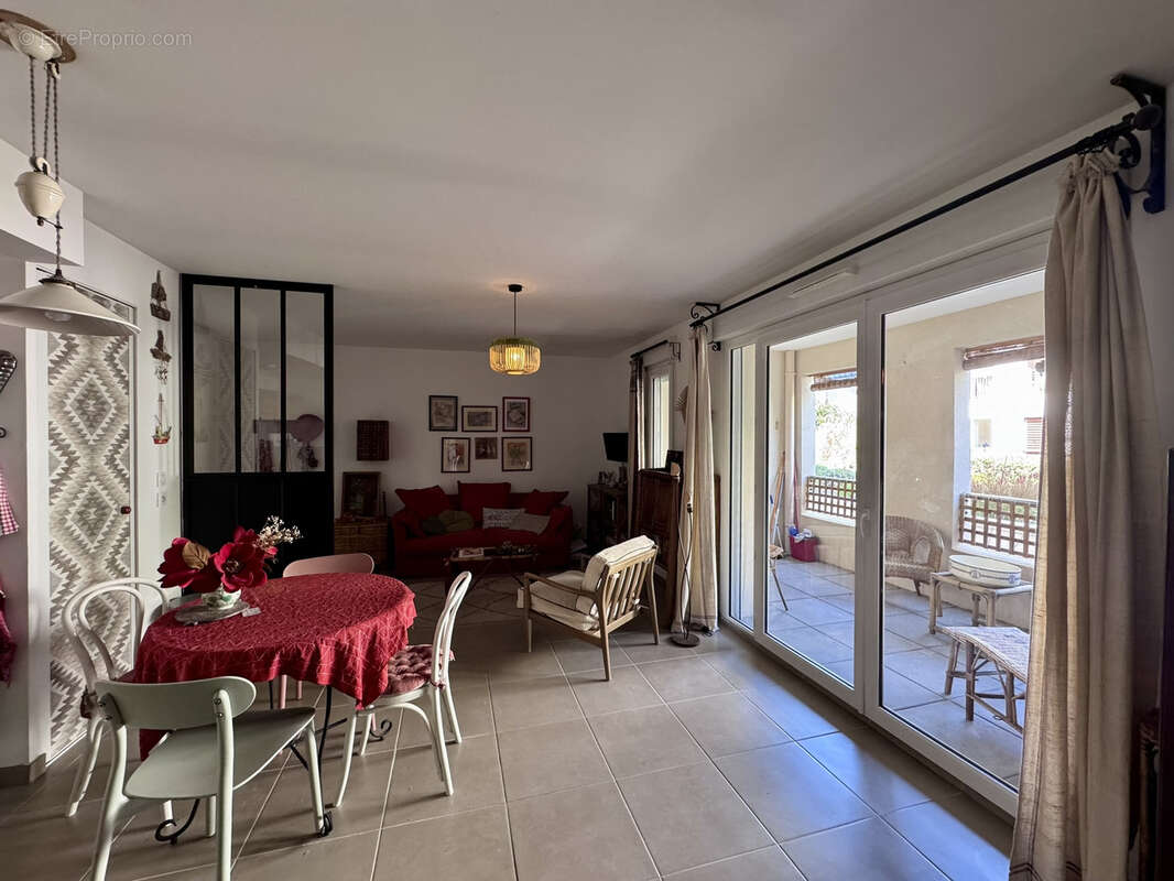 Appartement à L&#039;ISLE-SUR-LA-SORGUE