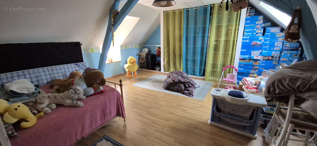 Maison à MEZIERES-LEZ-CLERY