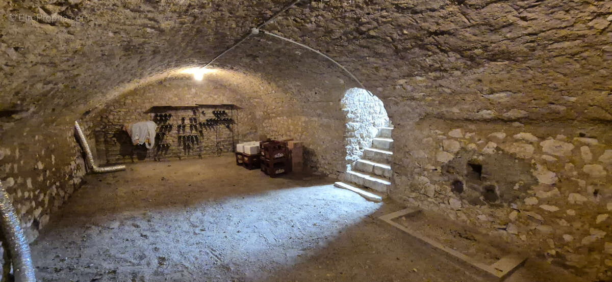 Maison à MEZIERES-LEZ-CLERY