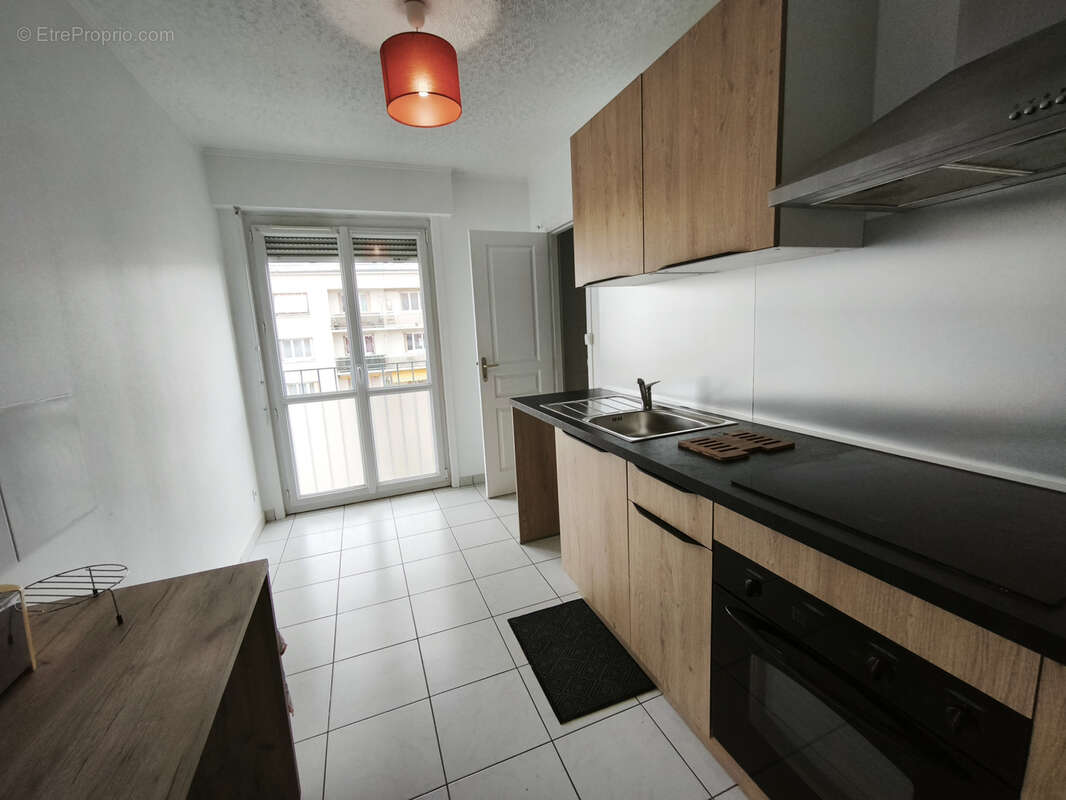Appartement à SAINT-ANDRE-LES-VERGERS