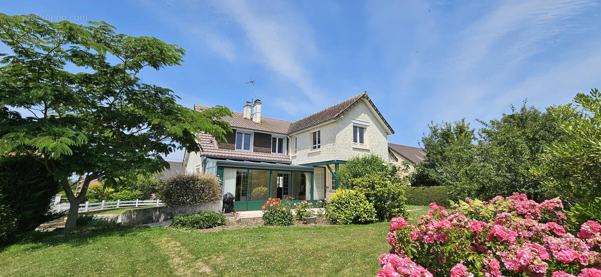 Maison à ISIGNY-SUR-MER