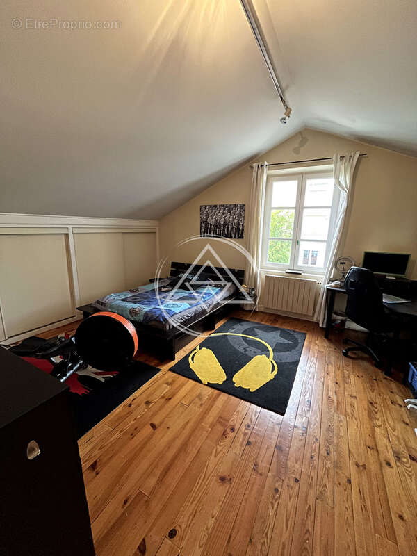 Maison à ROMANS-SUR-ISERE