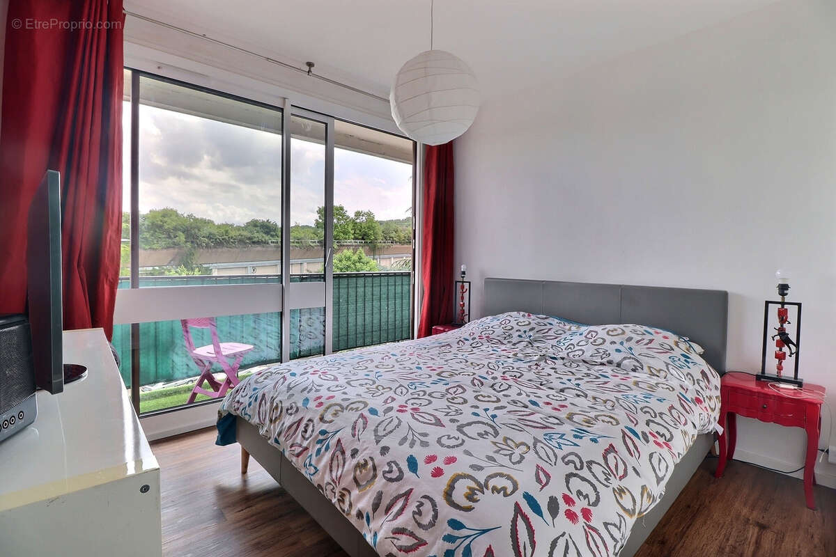 Appartement à FONTENAY-LE-FLEURY