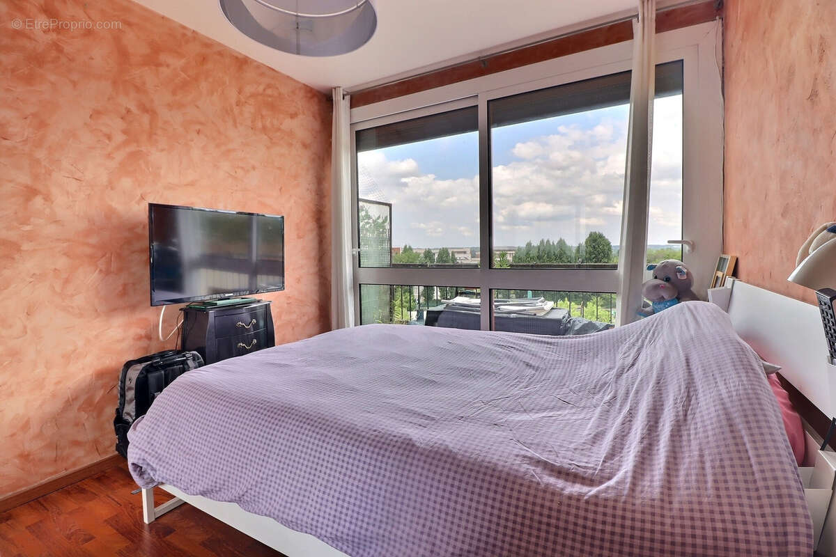 Appartement à FONTENAY-LE-FLEURY