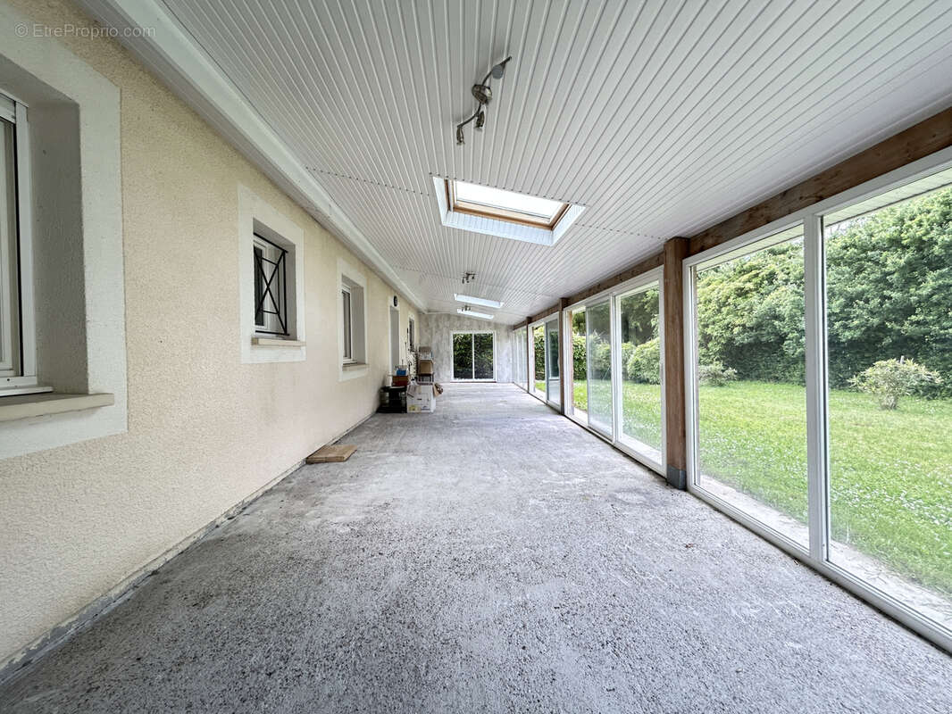 Maison à AMBARES-ET-LAGRAVE