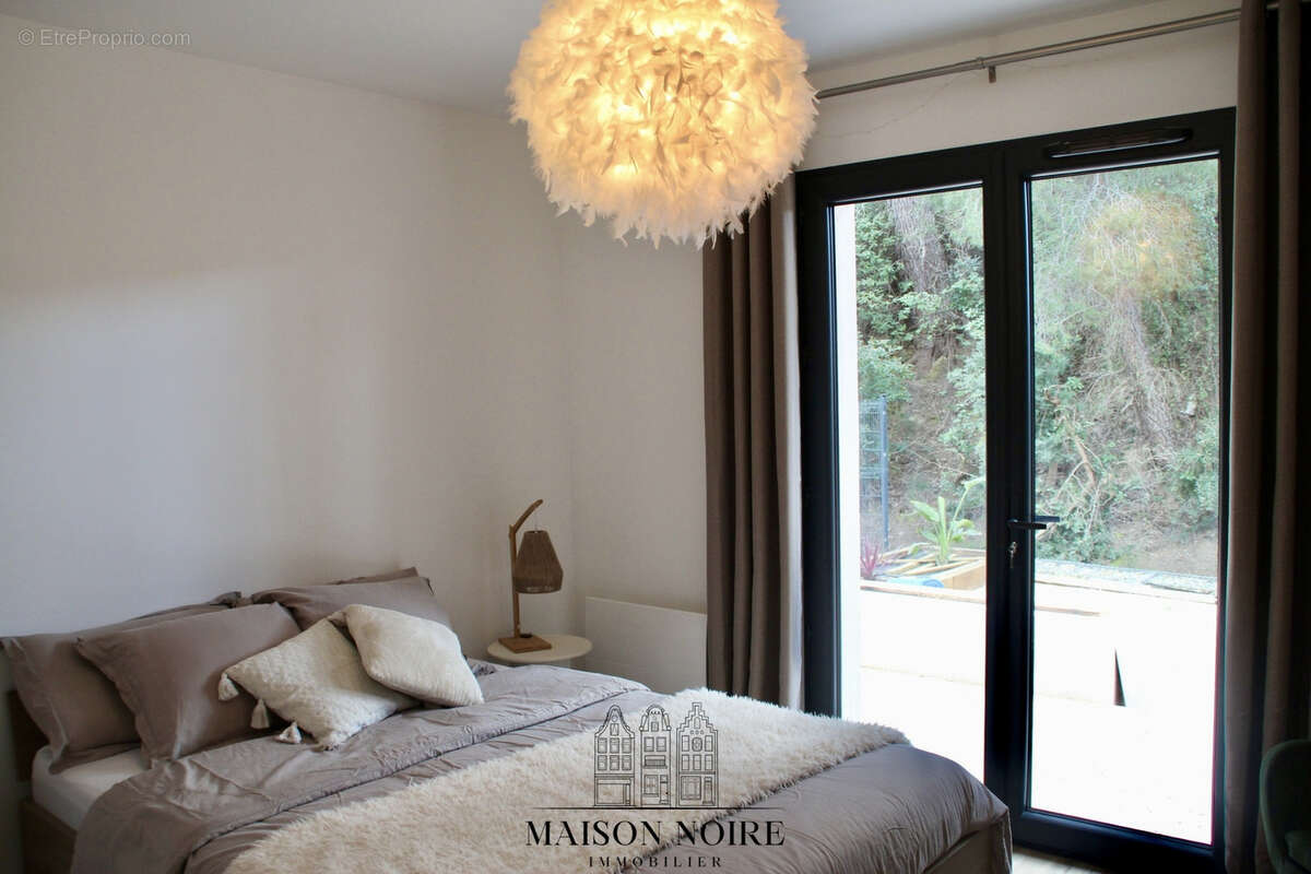 Maison à LE CASTELLET