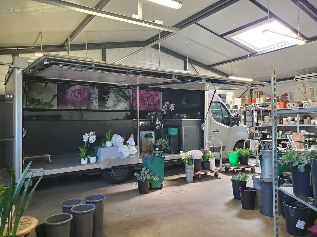 Commerce à LE FRESNE-SUR-LOIRE