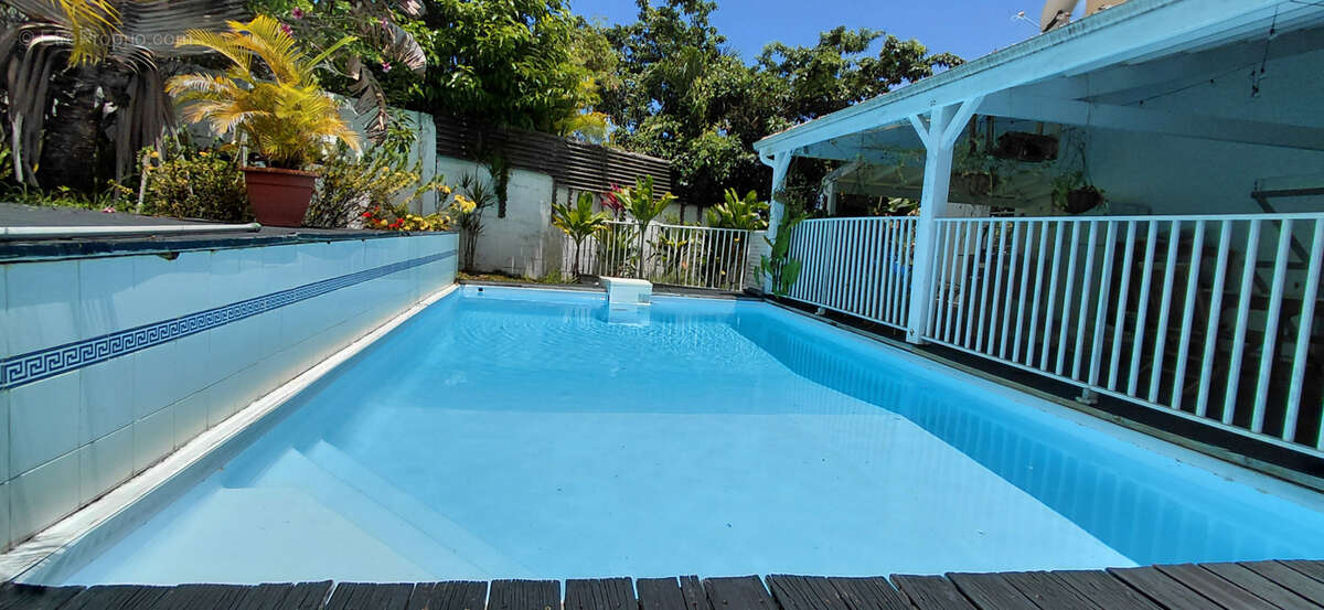 Appartement à LE GOSIER