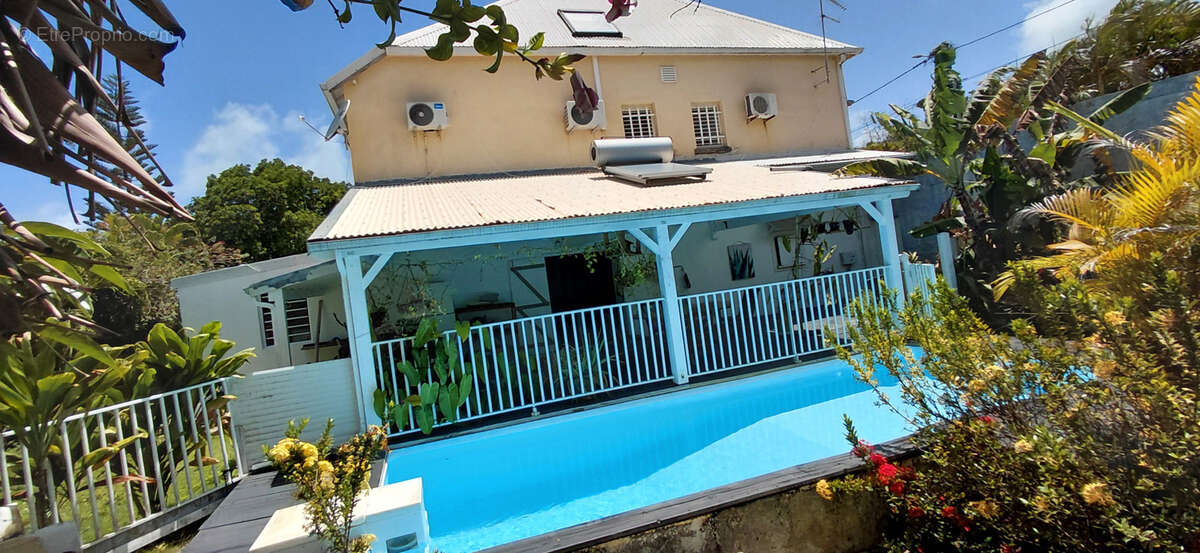 Appartement à LE GOSIER