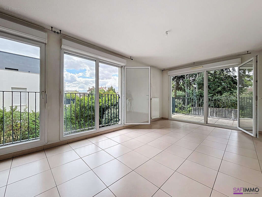 Appartement à LYON-8E