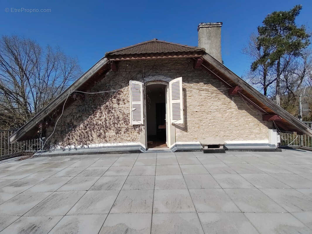 Appartement à MONTALIEU-VERCIEU