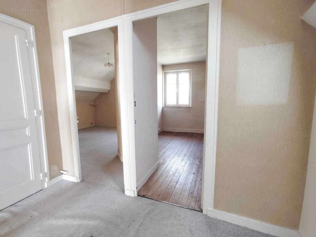 Appartement à MONTALIEU-VERCIEU