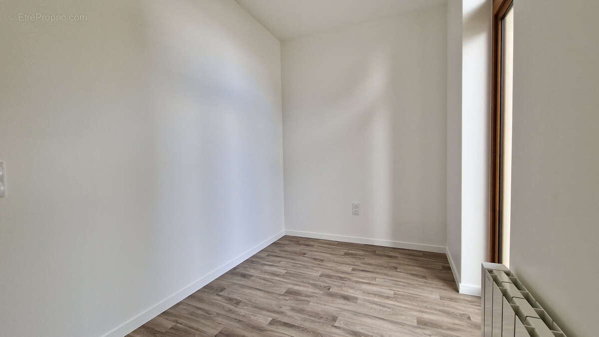 Appartement à MARLY-LA-VILLE