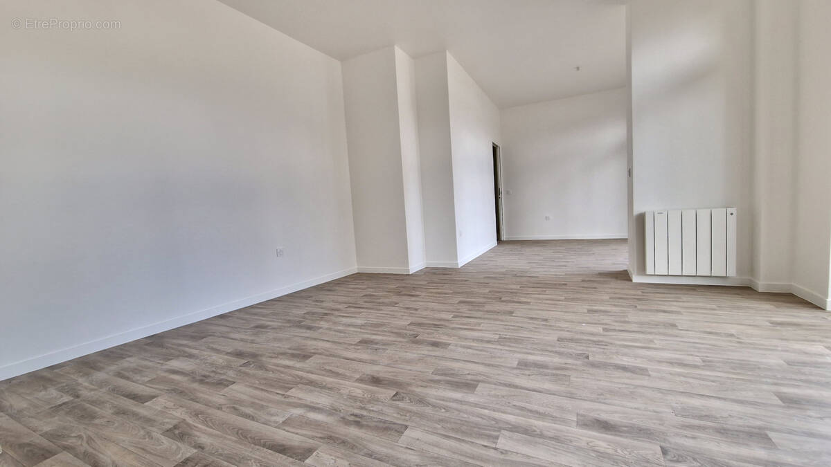 Appartement à MARLY-LA-VILLE