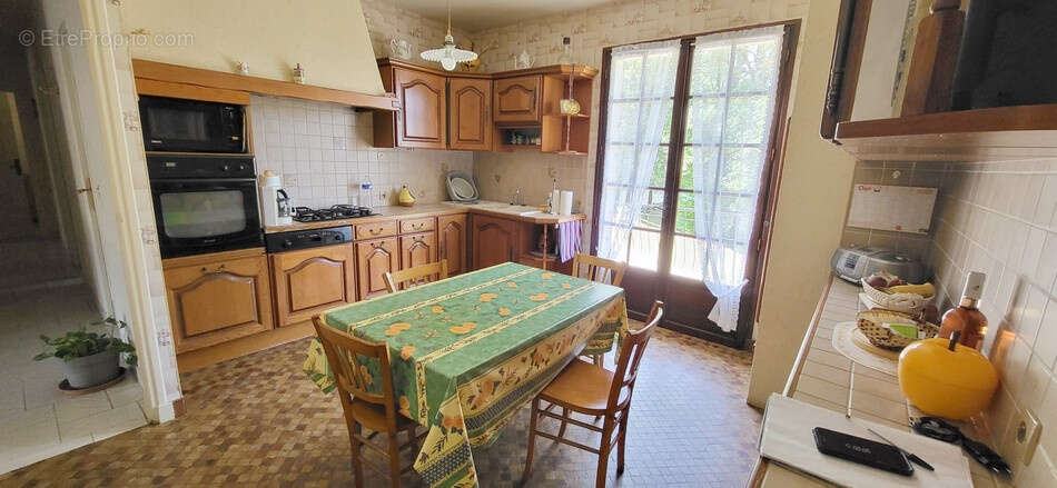 Maison à LAMOTHE-CASSEL