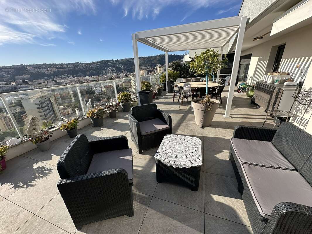 Appartement à NICE