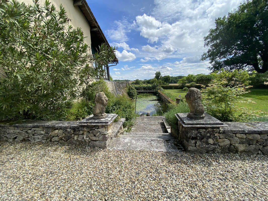 Maison à CREON-D&#039;ARMAGNAC