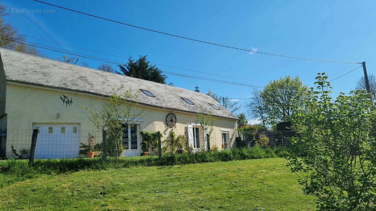 Maison à SAINT-CALAIS