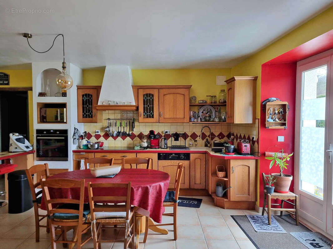 Maison à SAINT-CALAIS