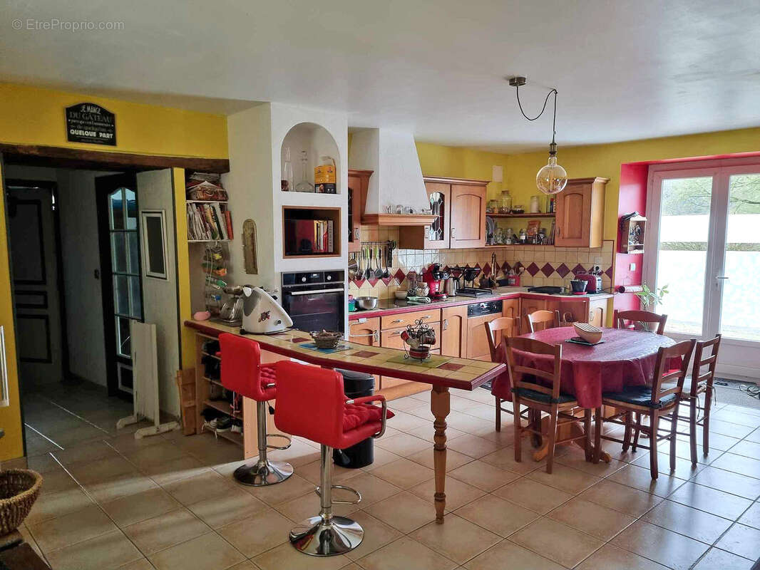 Maison à SAINT-CALAIS