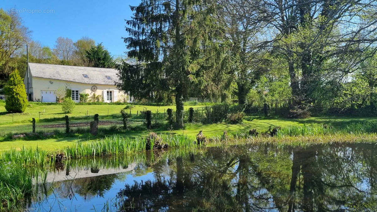 Maison à SAINT-CALAIS