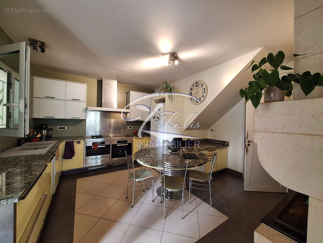 Maison à SAINT-ANDRE-DE-CUBZAC