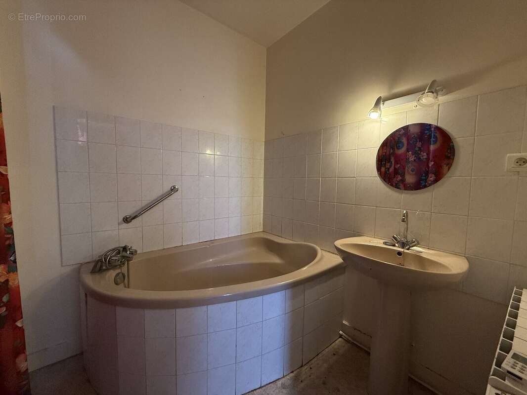 Appartement à SAINT-YRIEIX-LA-PERCHE