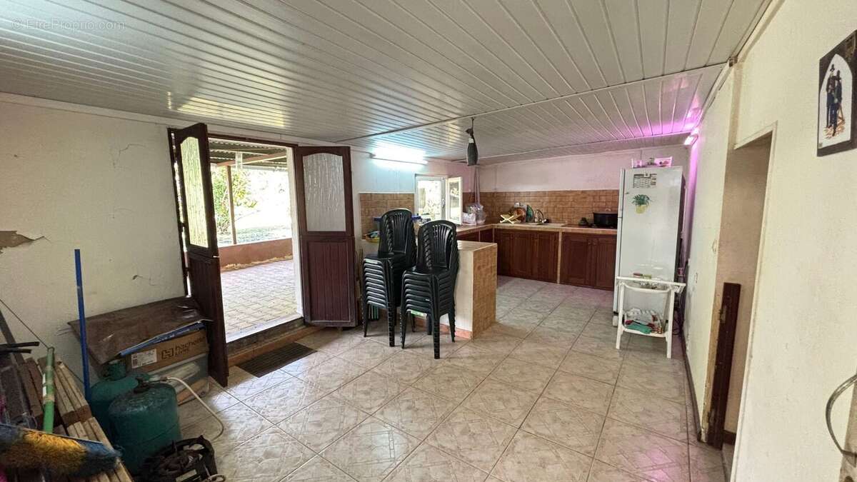 Maison à LA PLAINE-DES-PALMISTES