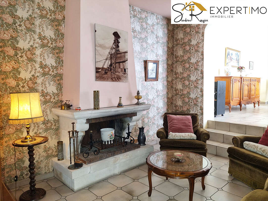 Maison à SAINT-ELOY-LES-MINES