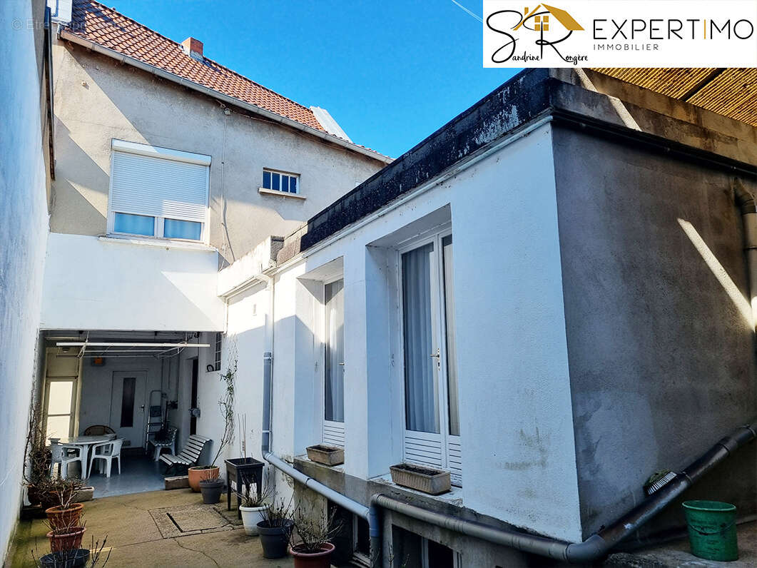 Maison à SAINT-ELOY-LES-MINES