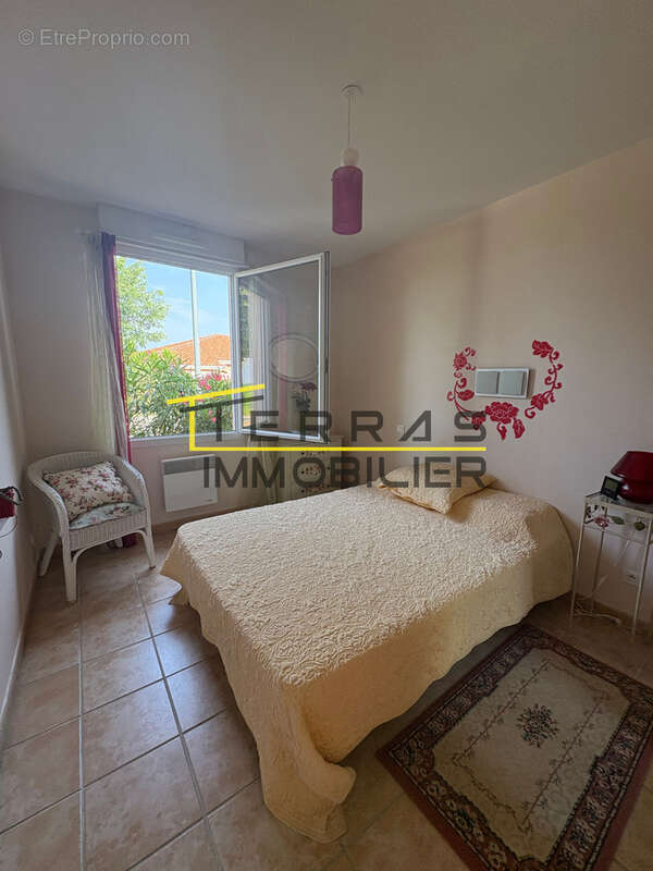 Maison à SAINT-PANTALEON-LES-VIGNES