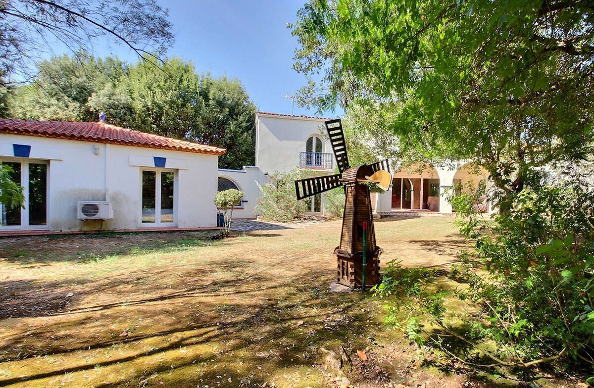 Maison à VIOLS-EN-LAVAL