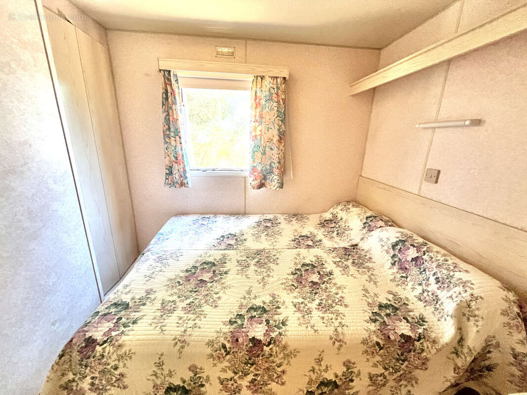 Maison à ROQUEBRUNE-SUR-ARGENS