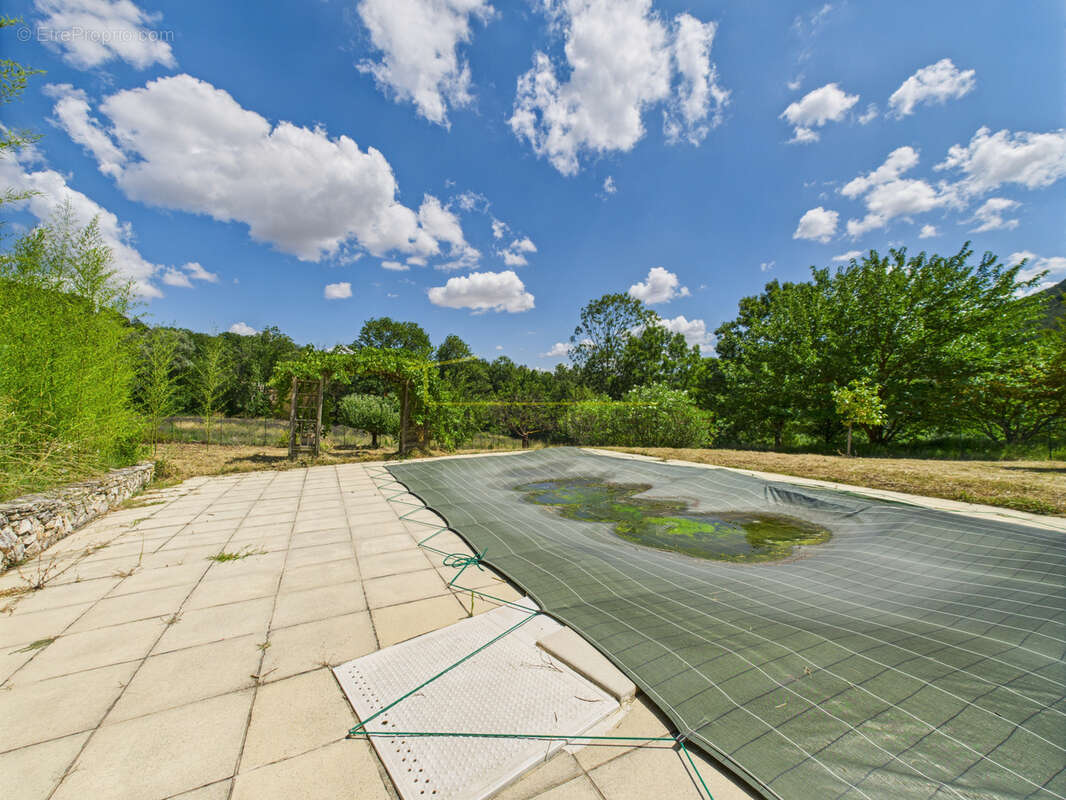 Maison à LA COUCOURDE