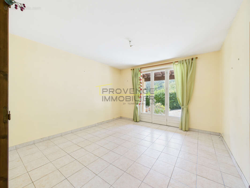 Maison à LA COUCOURDE