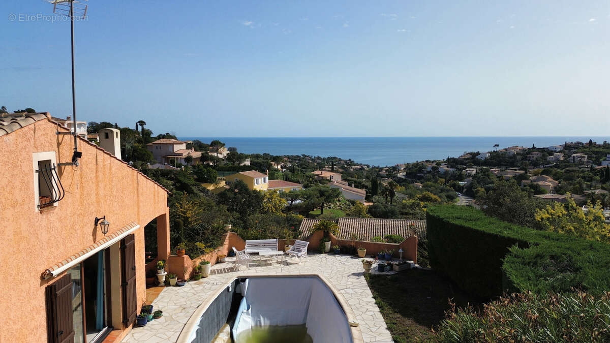 Maison à LES ISSAMBRES