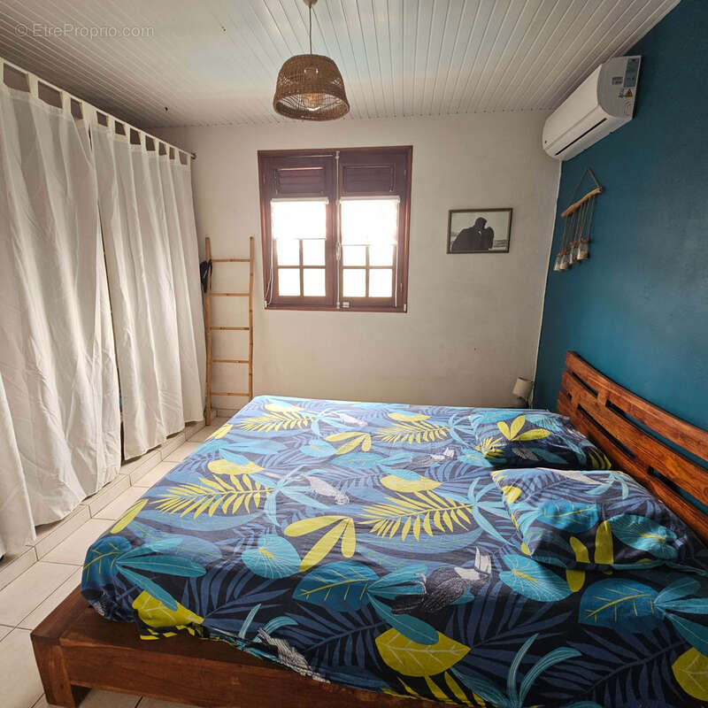 Maison à RIVIERE-SALEE