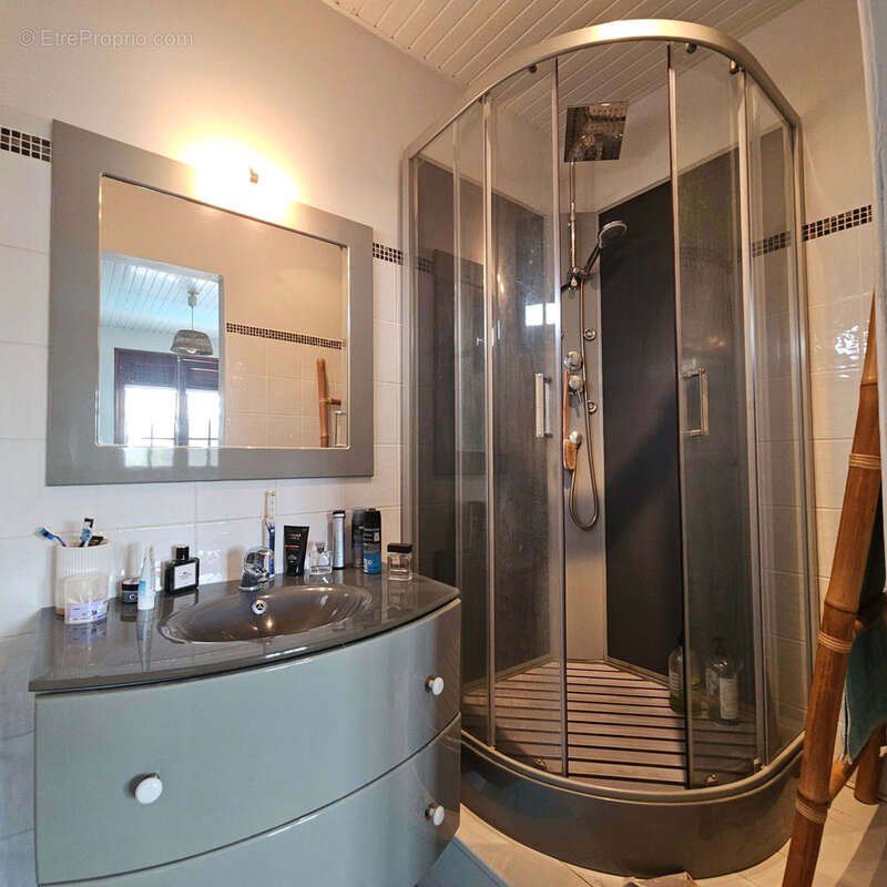 Maison à RIVIERE-SALEE