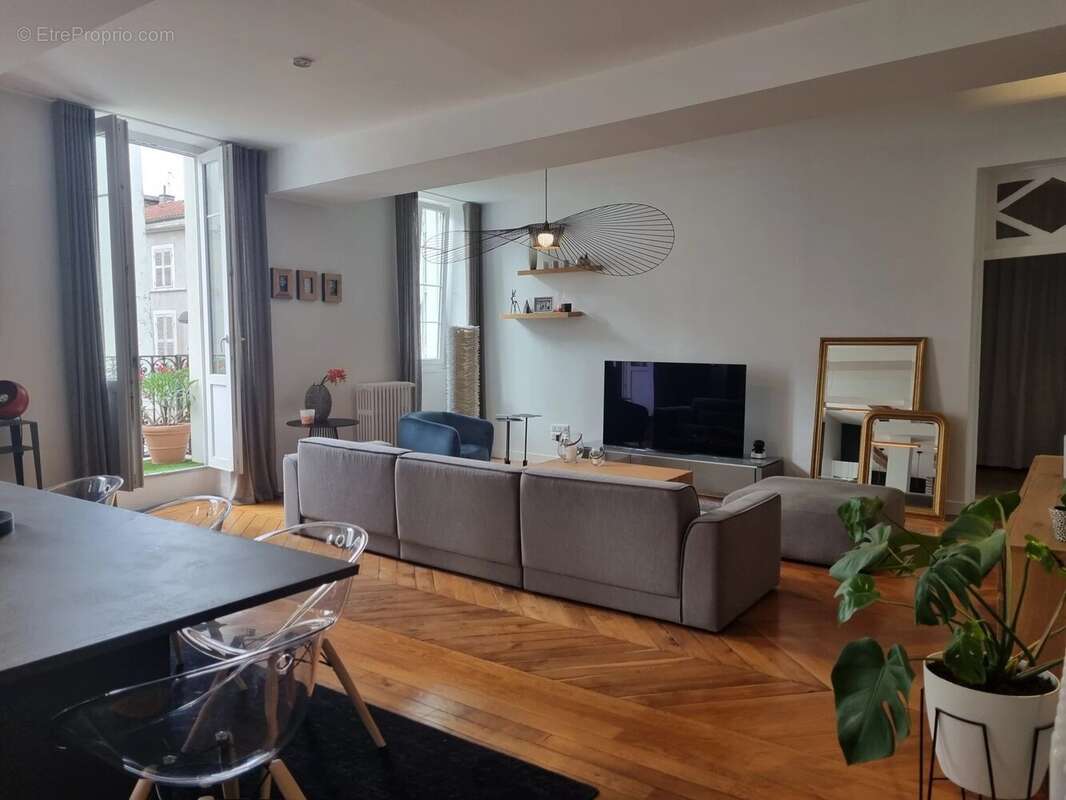 Appartement à BOURG-EN-BRESSE