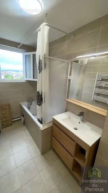 Appartement à LE PERREUX-SUR-MARNE