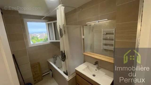 Appartement à LE PERREUX-SUR-MARNE