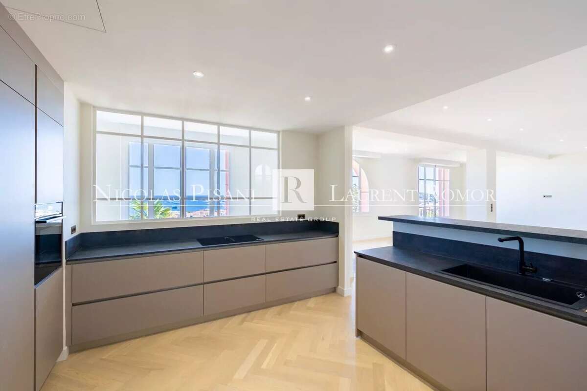 Appartement à BEAULIEU-SUR-MER