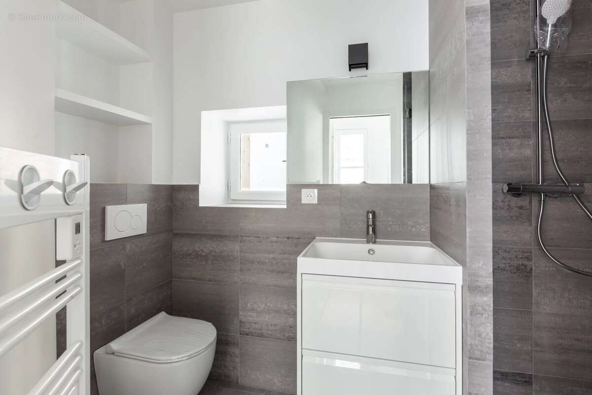 Appartement à PARIS-4E